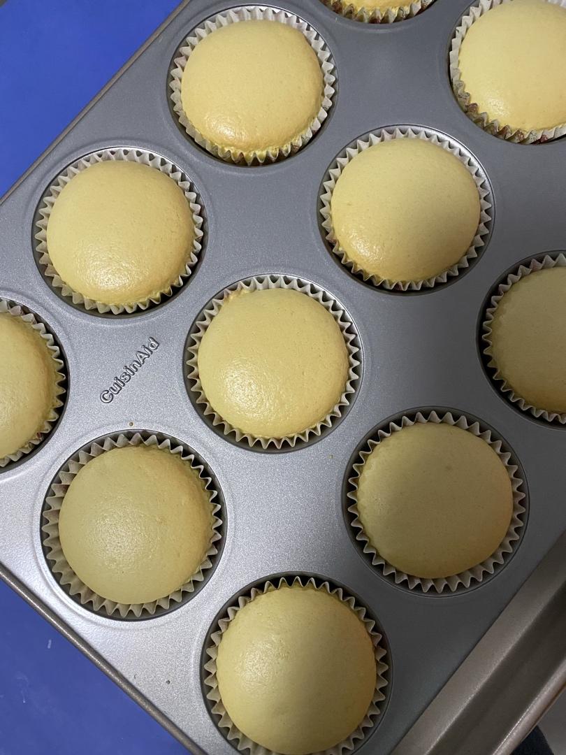 戚风杯子蛋糕