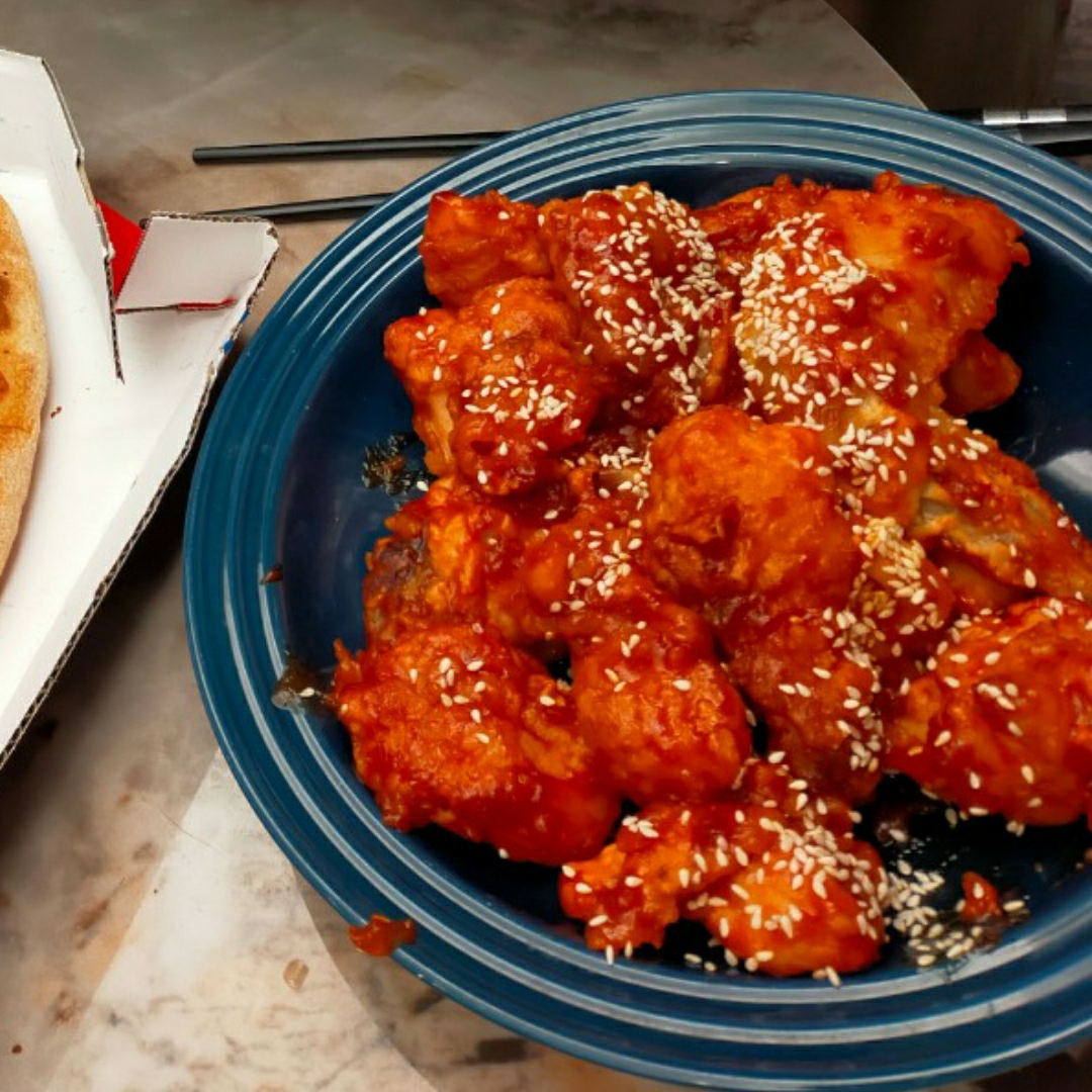 秘制韩式炸鸡（辣酱味、蜂蜜黄油味）比我在韩国吃的还好吃