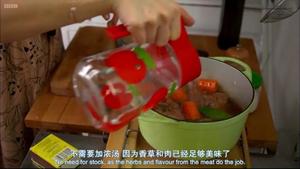 《巴黎私厨》春季炖羊肉配薄荷酱的做法 步骤7