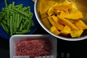 肉末豆角煮南瓜的做法 步骤3