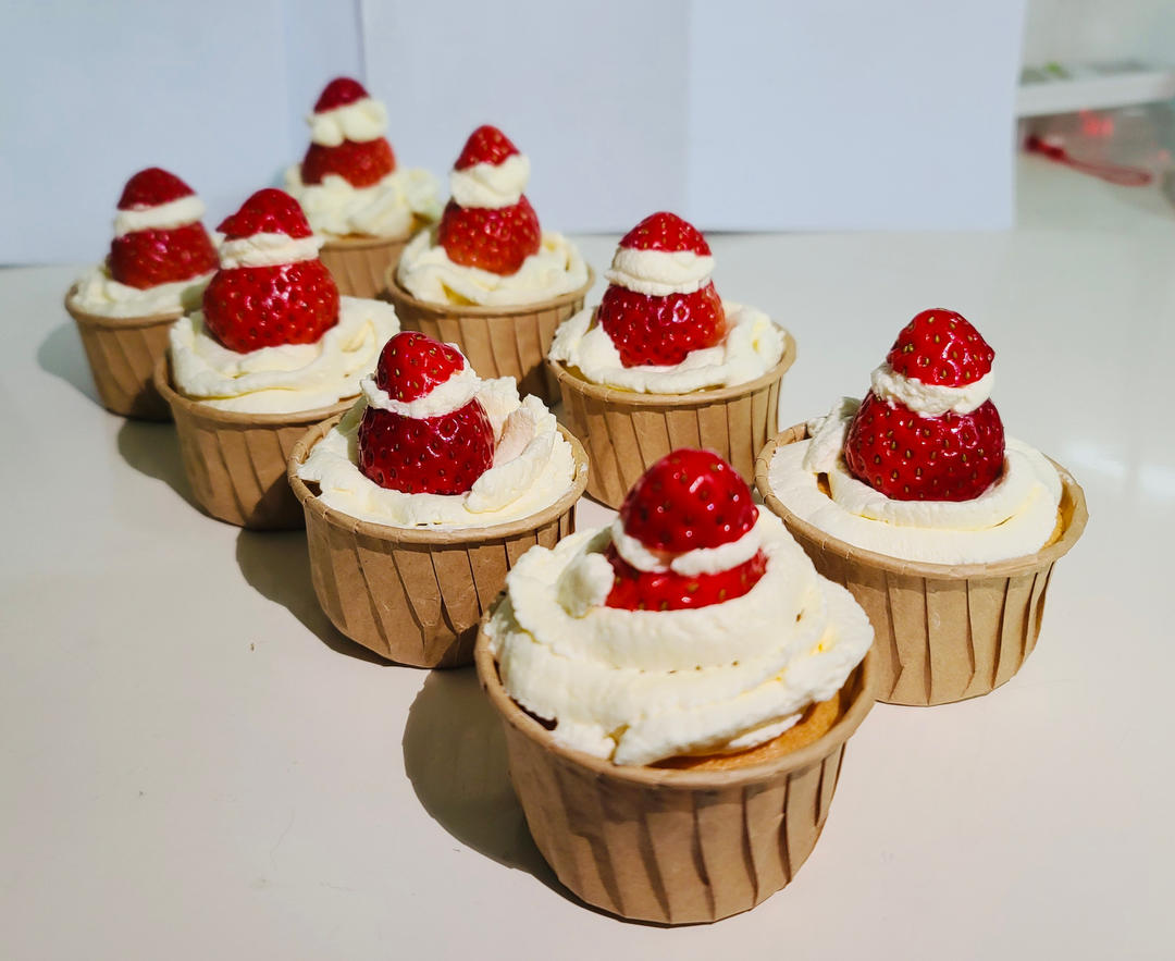 纸杯蛋糕 8寸戚风蛋糕的量