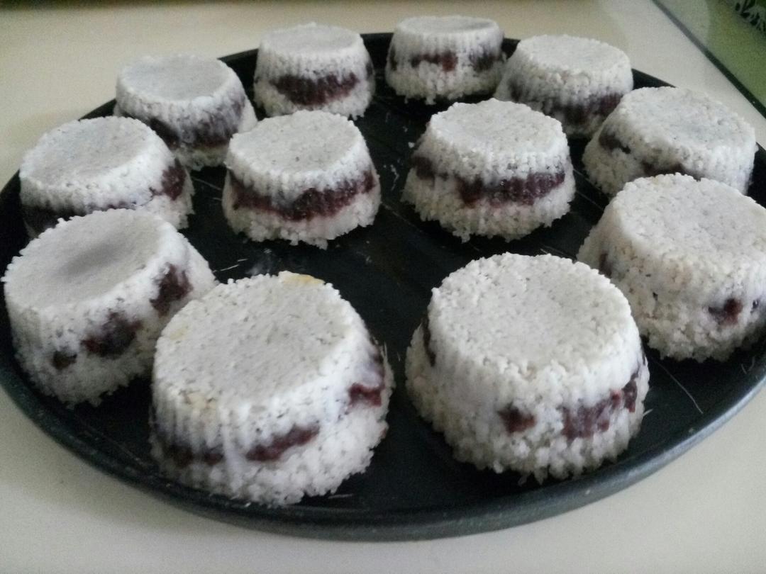 黑加仑糯米松糕