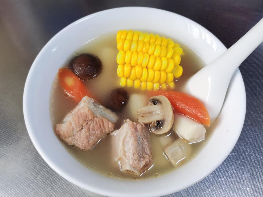 山药玉米小排汤