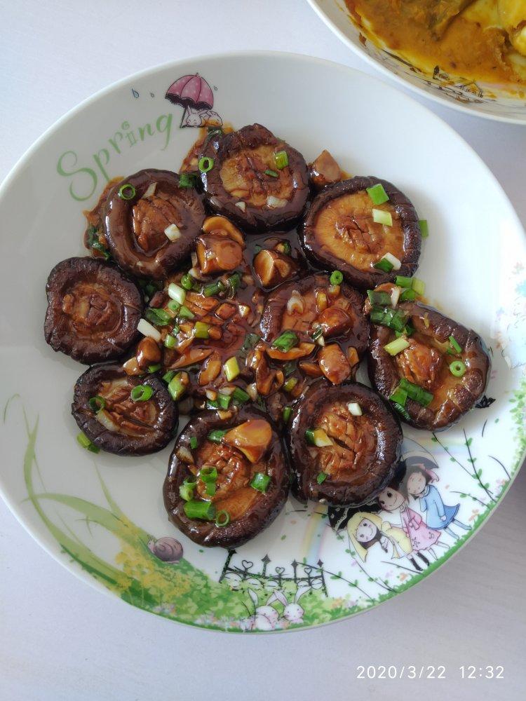 鲜嫩多汁，比鲍鱼还好吃红烧香菇