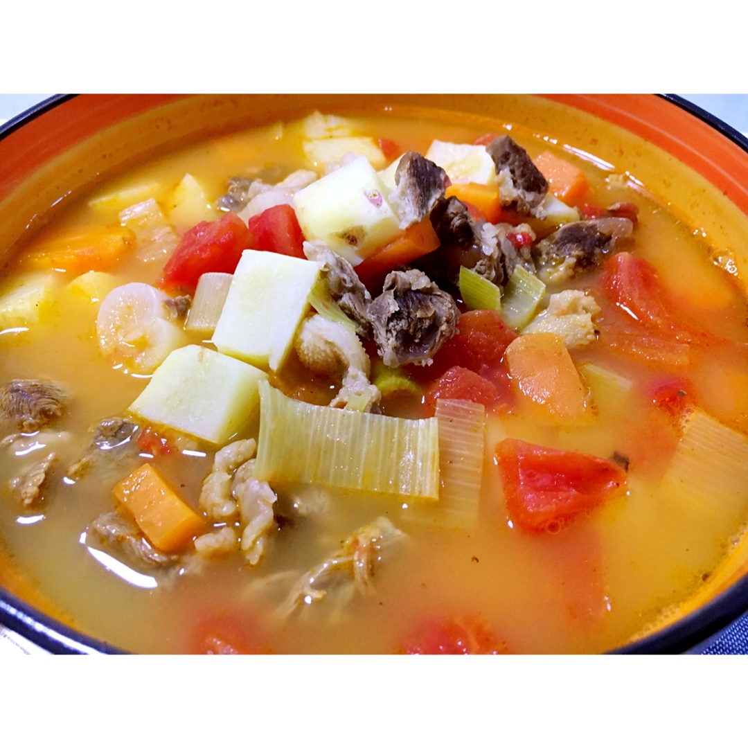 土豆番茄牛腩汤