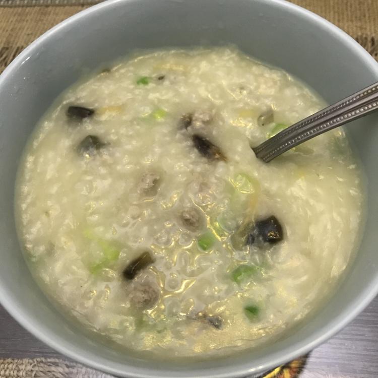 皮蛋瘦肉粥