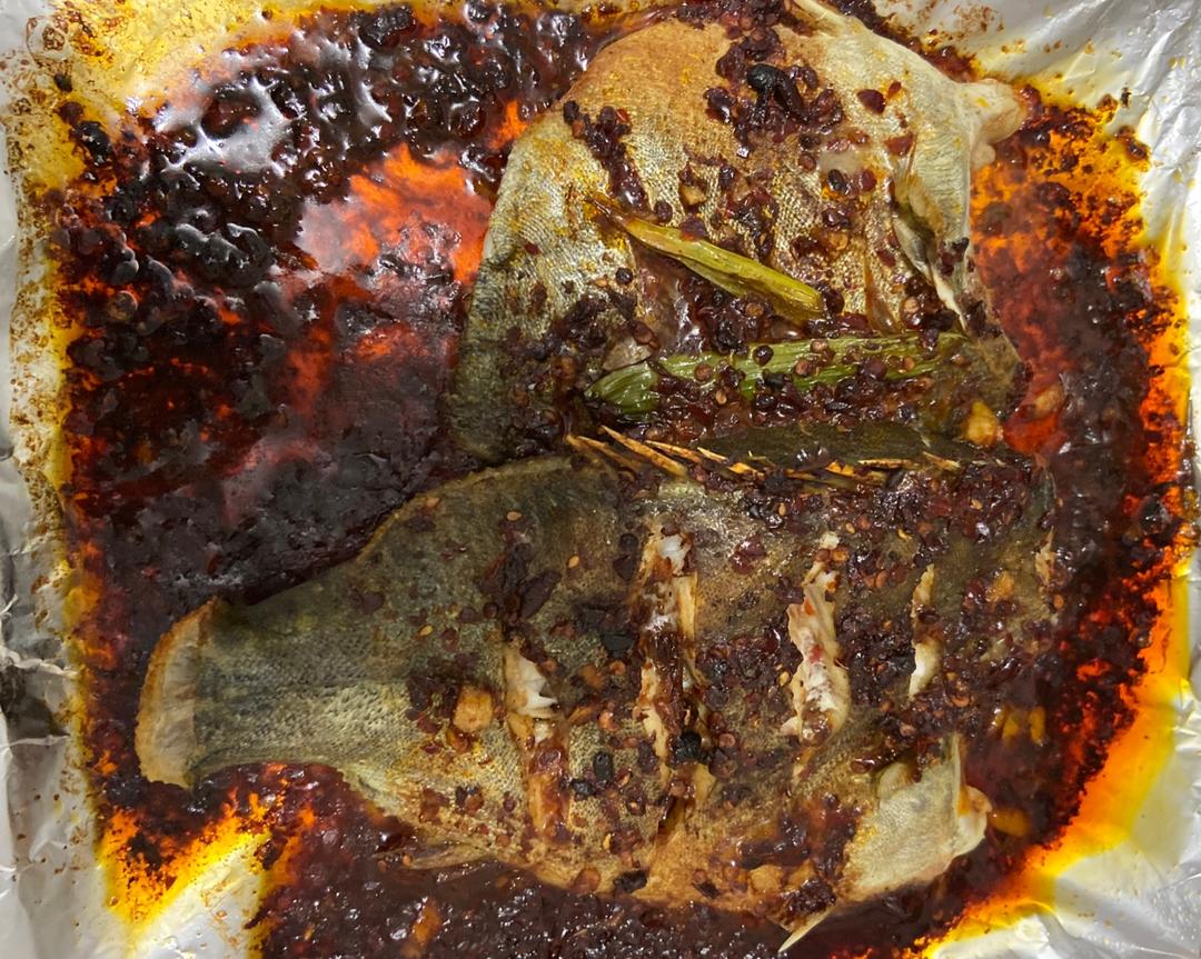 堪比某山烤鱼的【家庭版真香烤鱼】