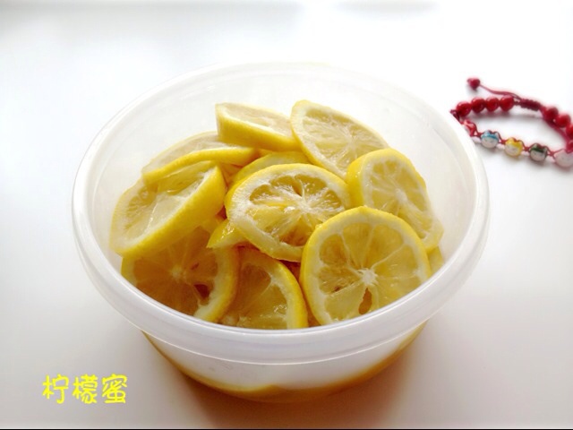 清肠柠檬蜜（晚上喝o(╯□╰)o）