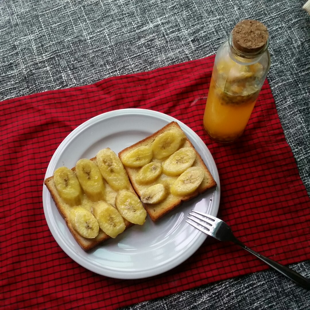 香蕉烤吐司