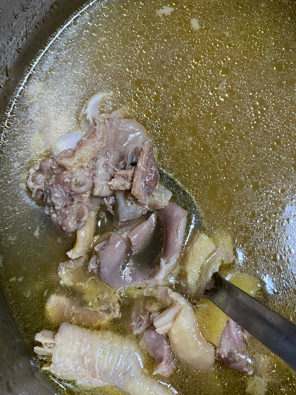 〈胡椒猪肚鸡汤〉，我超级喜欢的味道，欣小厨 😏