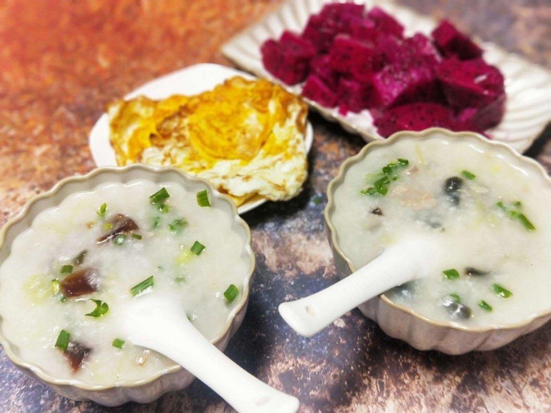 十五分钟快手之香滑皮蛋瘦肉粥(附五分钟电饭煲电压力锅更快捷方法)