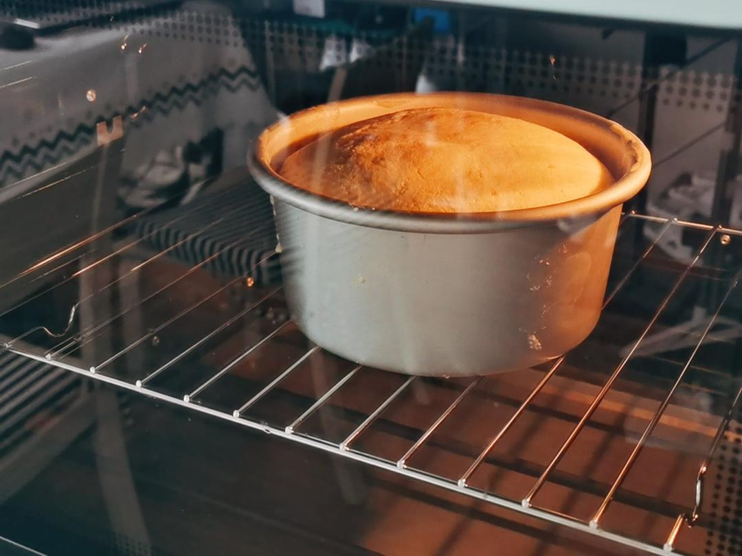 超柔软6寸戚风蛋糕(附8寸配方)零失败 超详细‼️含操作视频