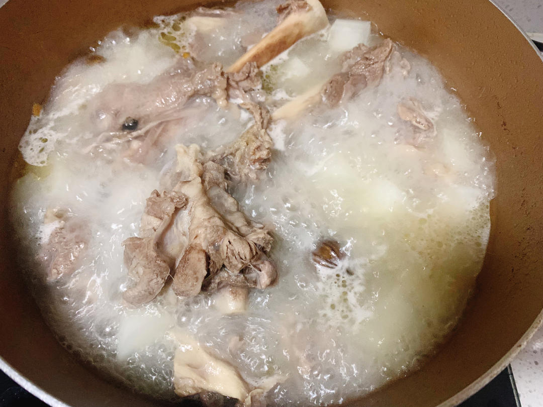 清炖羊肉汤