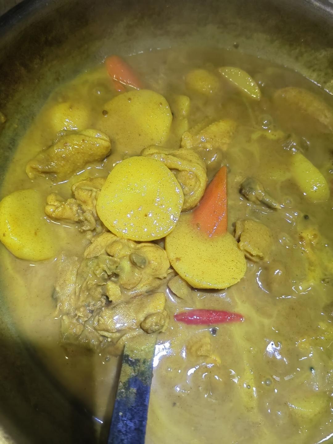 咖喱鸡肉饭