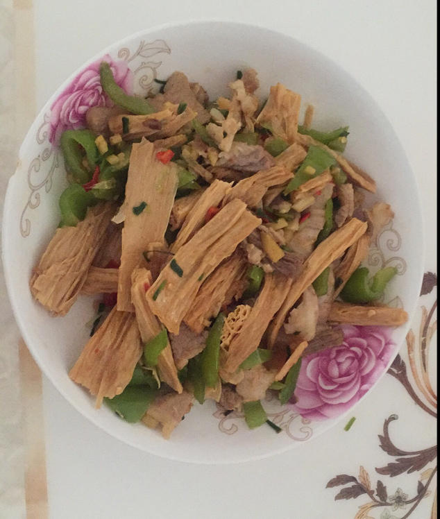 腐竹炒肉