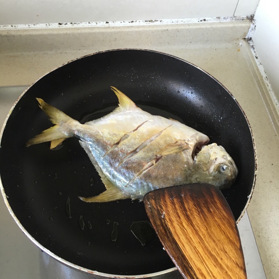 家常红烧鲳鱼