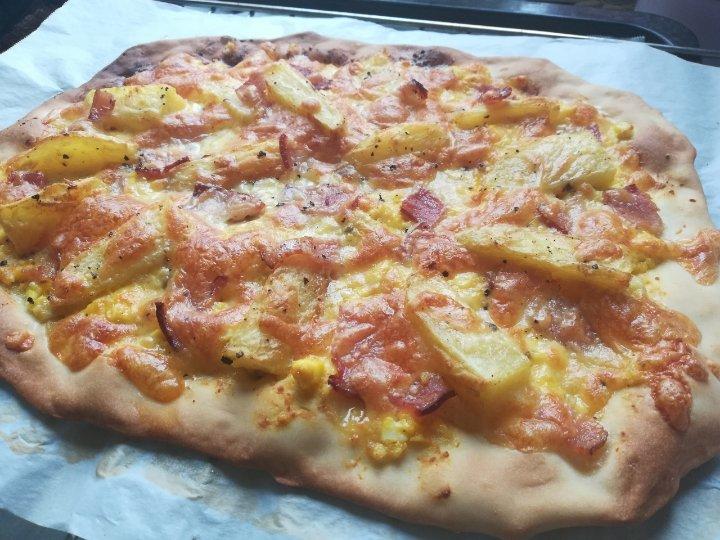 薄脆披萨（附五星酒店饼底配方）