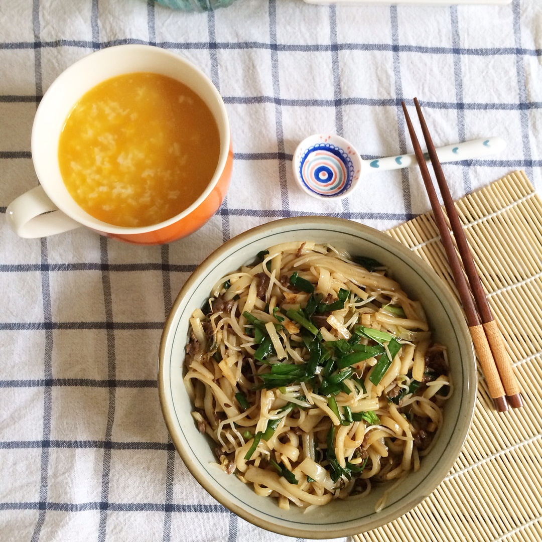 牛肉炒河粉