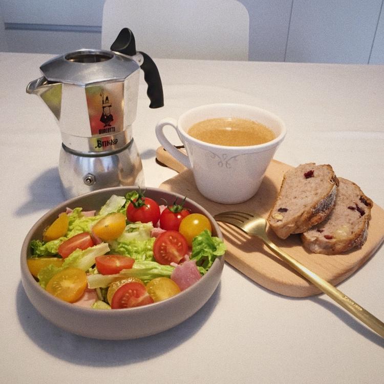 全麦蔓越莓核桃软欧包