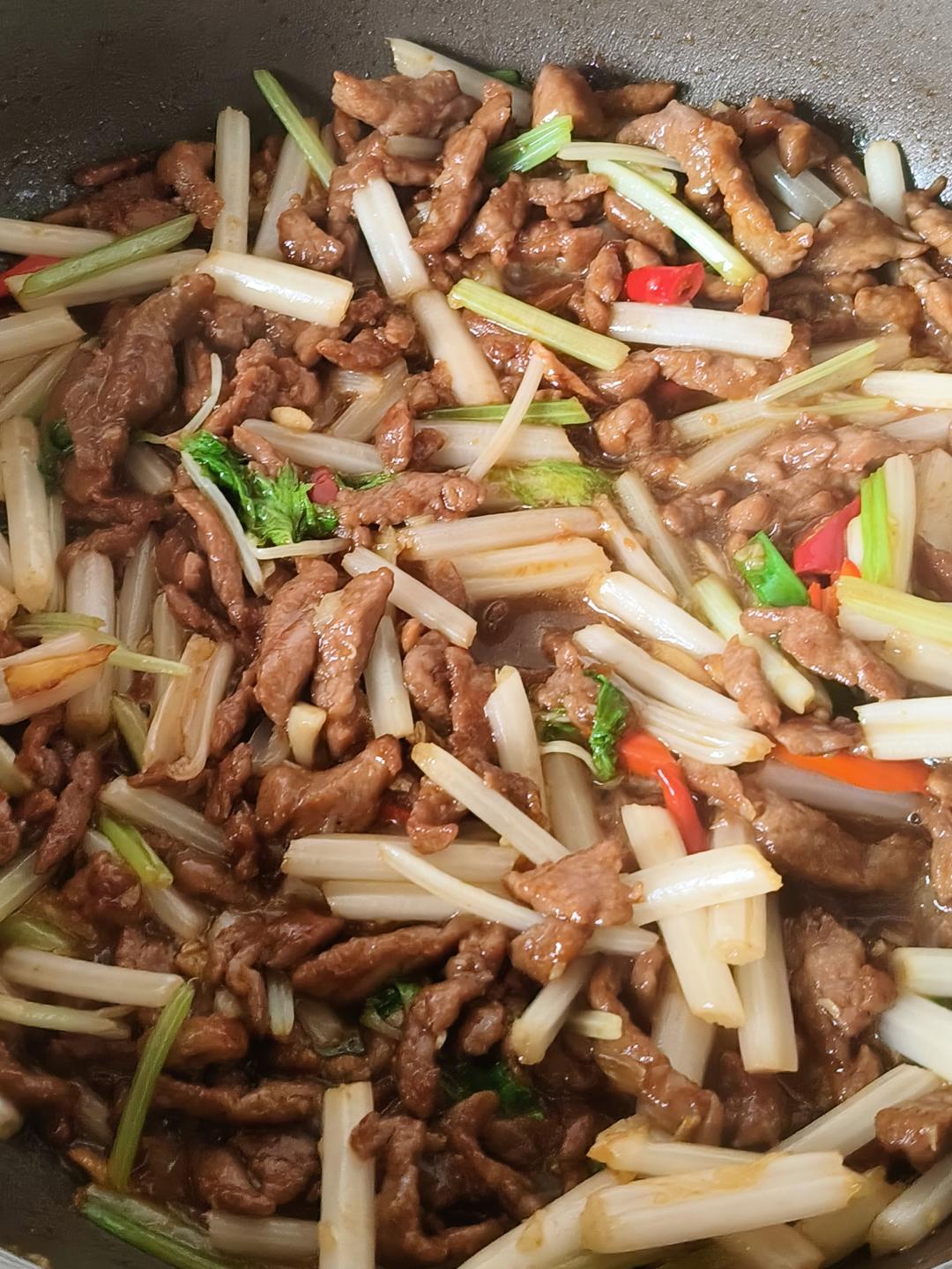 低卡芹菜炒牛肉