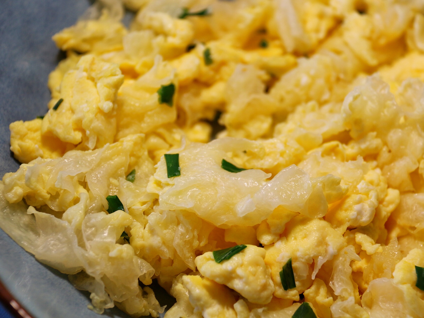 超好吃😋银耳炒蛋—健康低卡家常菜的做法 步骤8