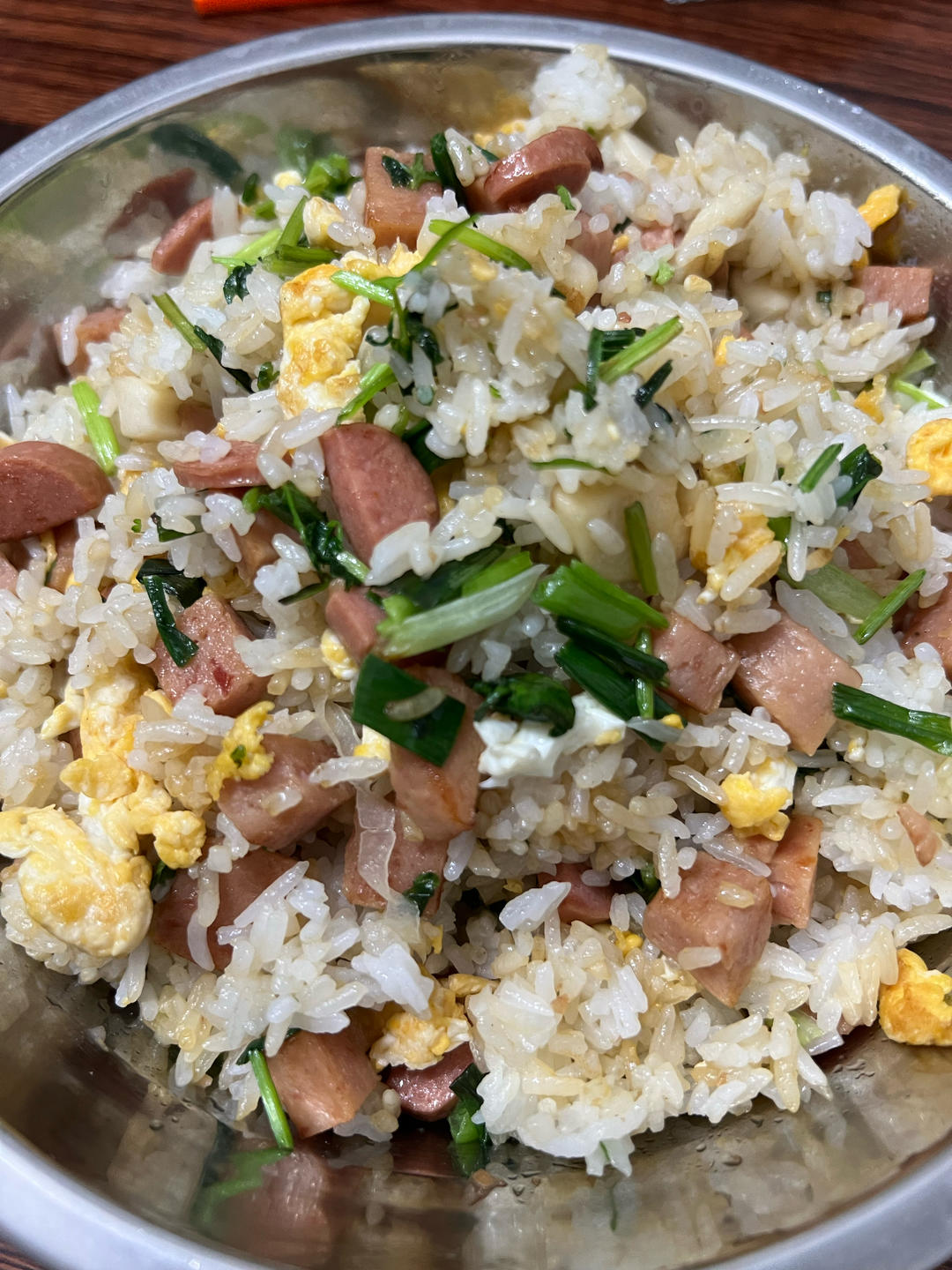 香菜肉丁蛋炒饭的做法