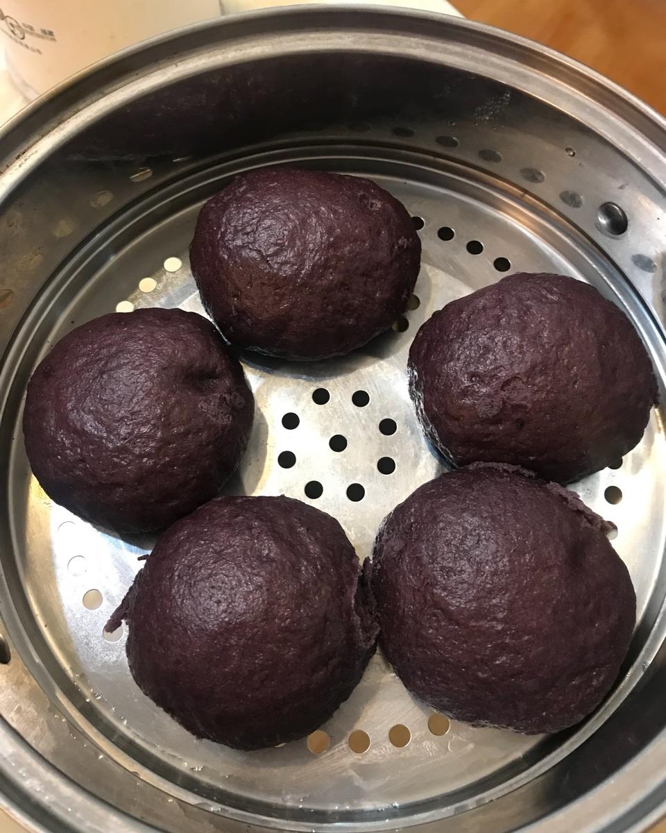 黑米馒头