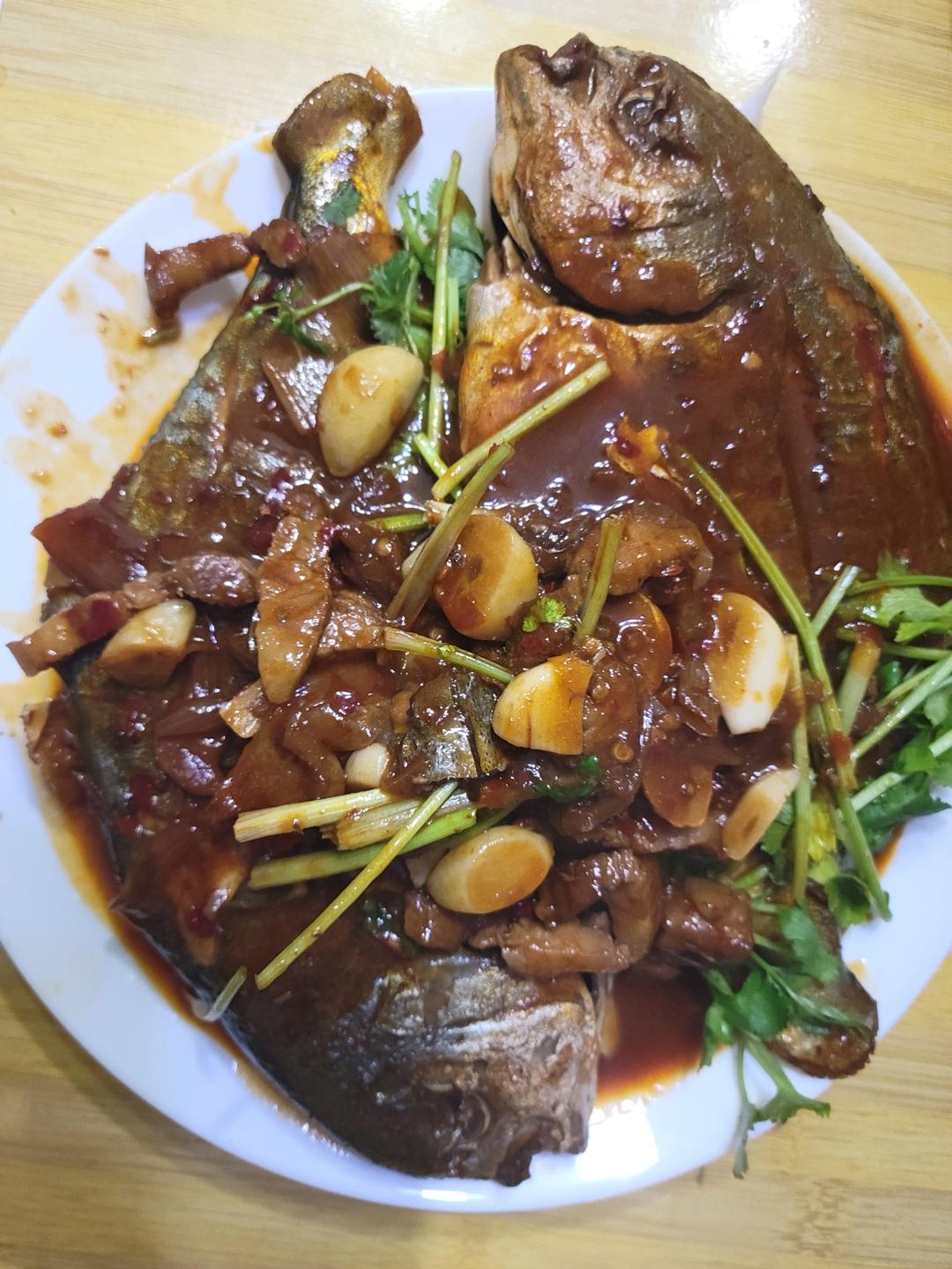 欢喜做年菜：干烧红丽大金鲳