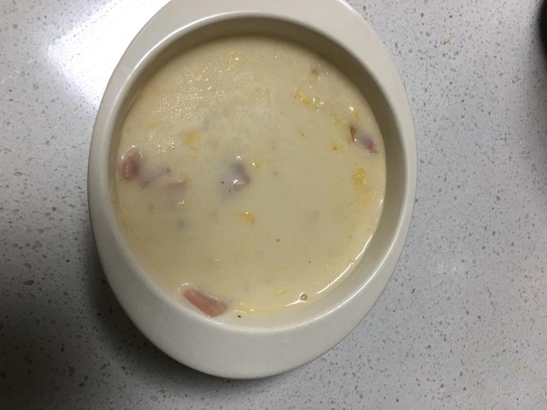 火腿玉米浓汤