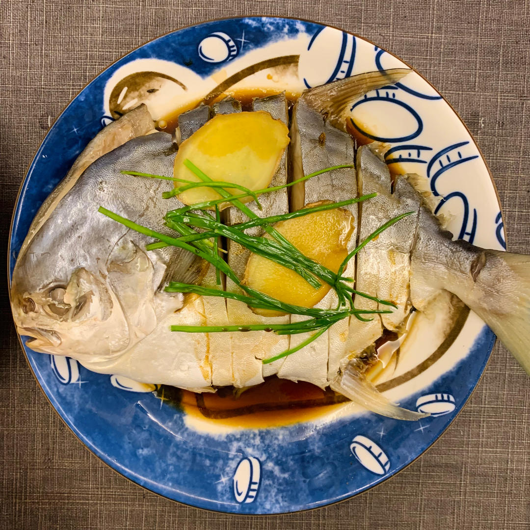 清蒸鲳鱼