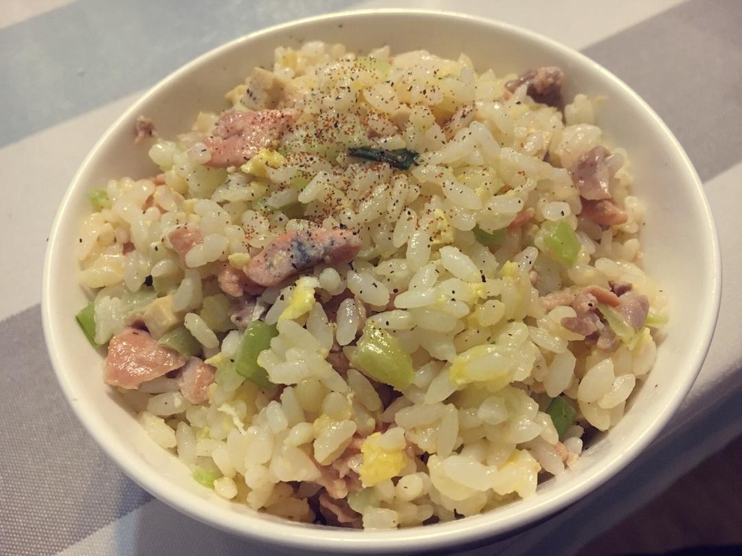 三文鱼炒饭