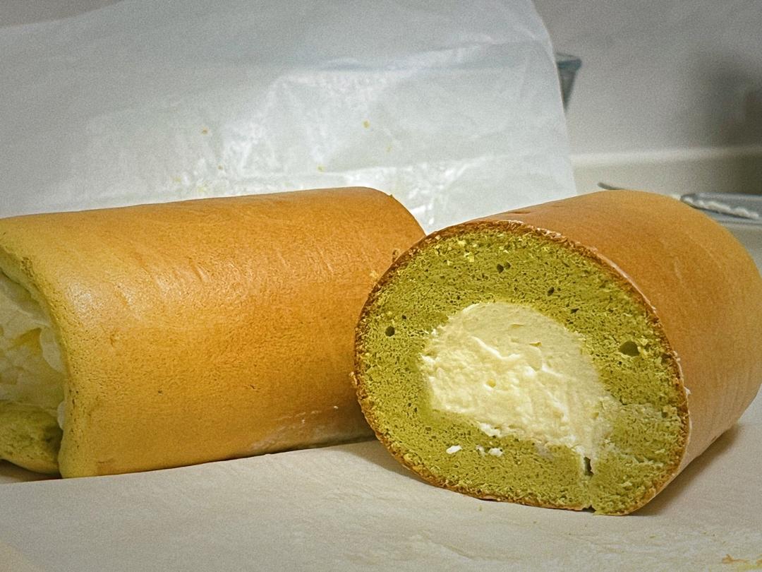 覆盆子/树莓开心果蛋糕卷