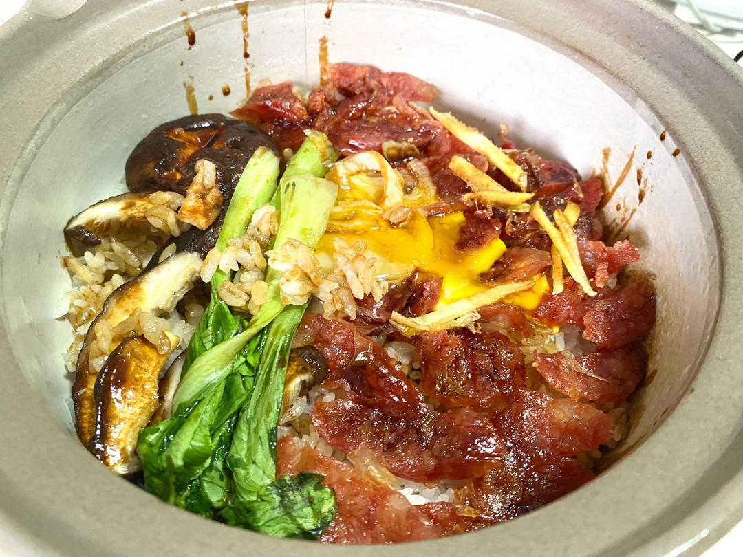 香肠煲仔饭