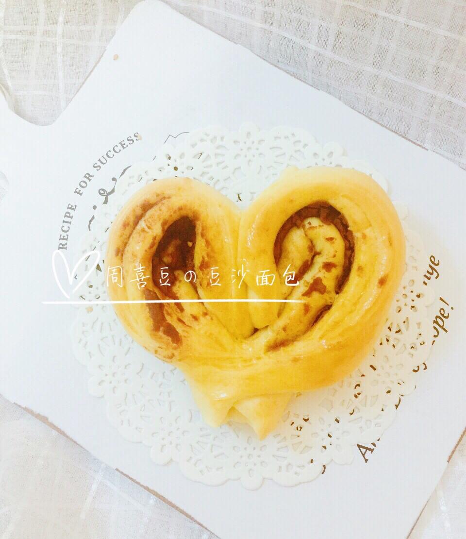 红豆沙爱心小面包