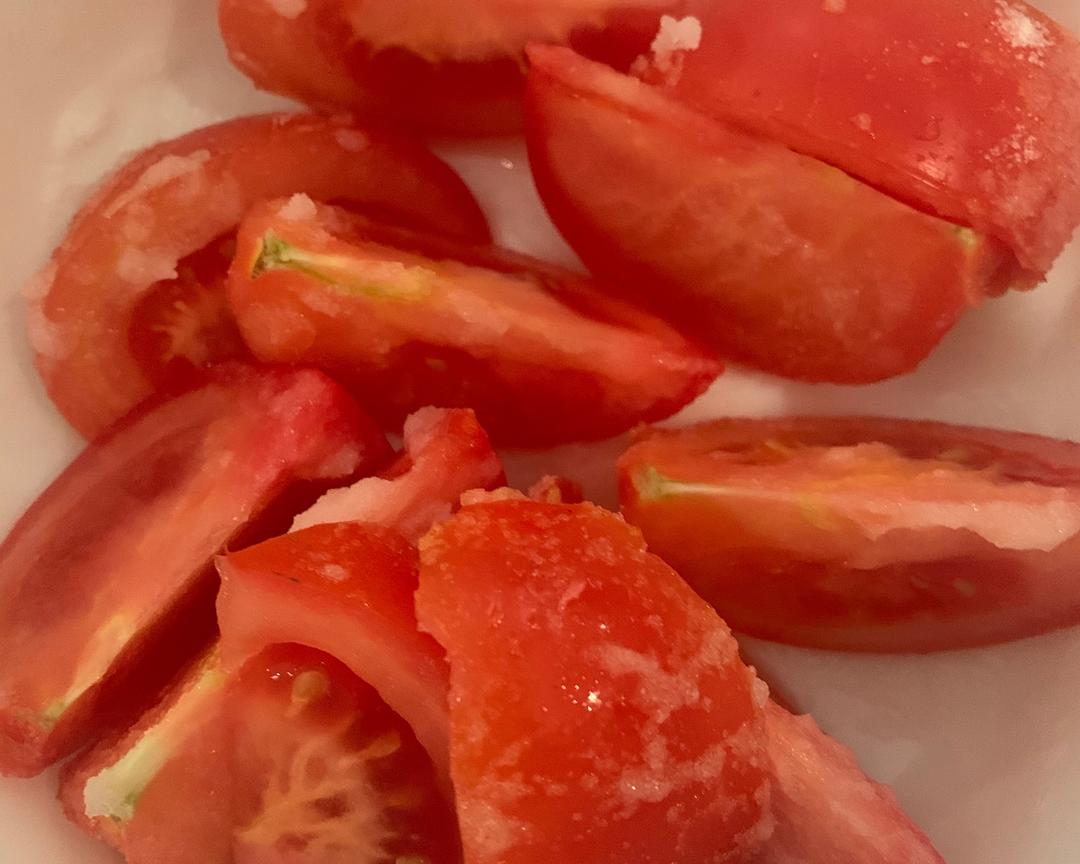 火山飘雪（西红柿加爱乐糖）的做法