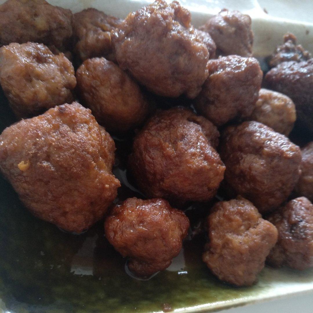 红烧肉丸