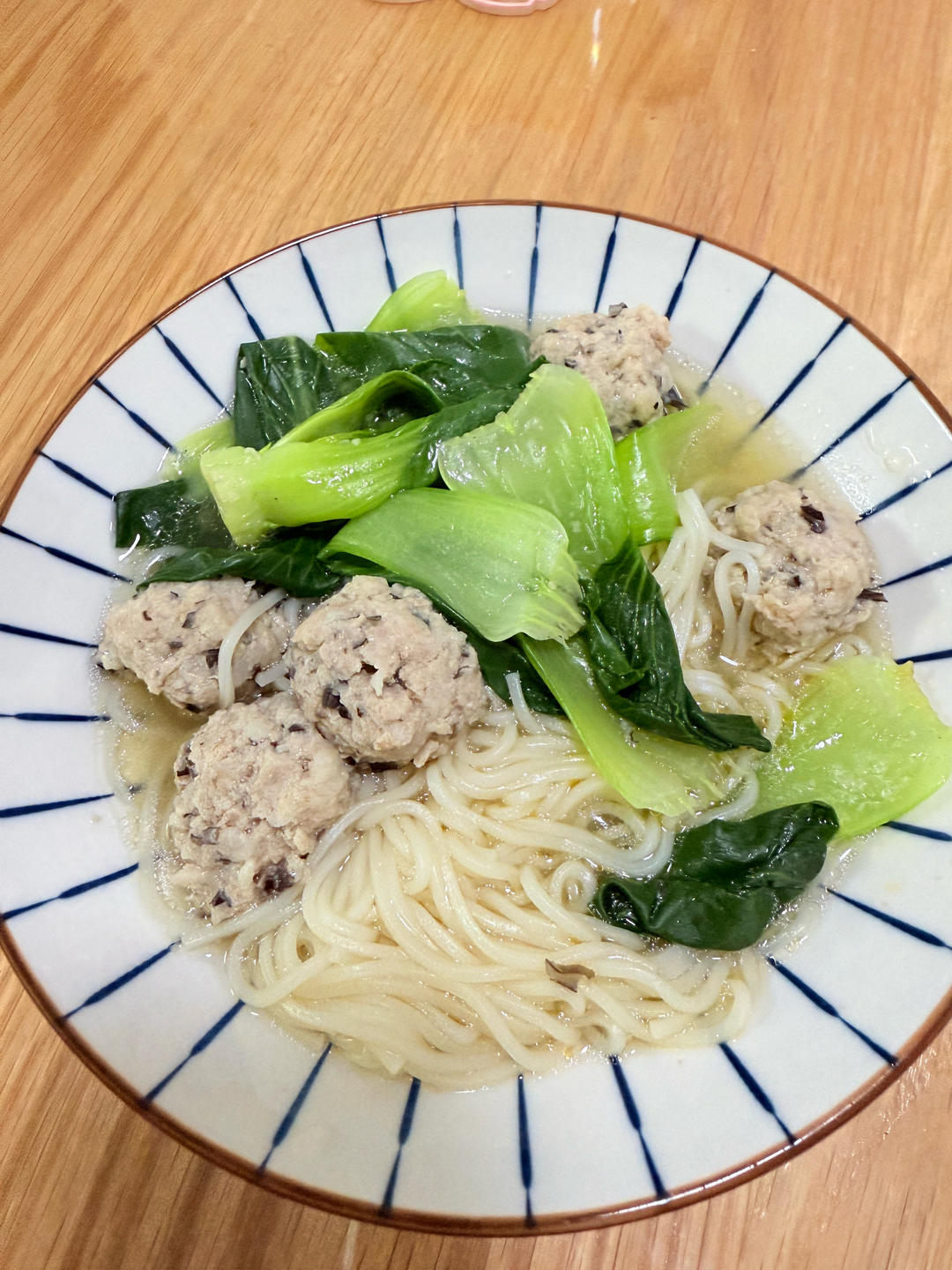 超好吃的青菜肉丝面