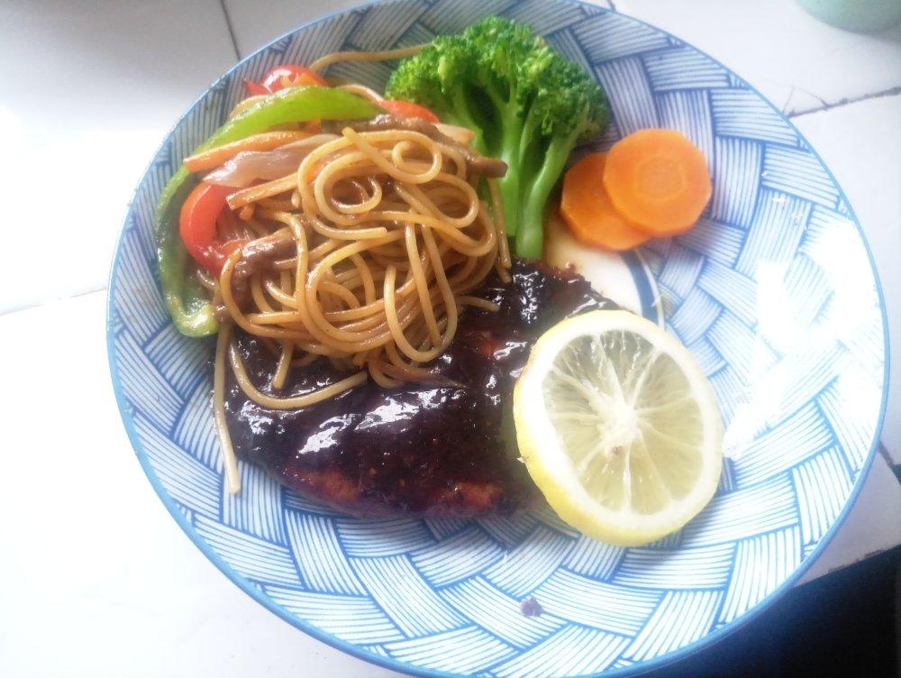 黑椒牛排