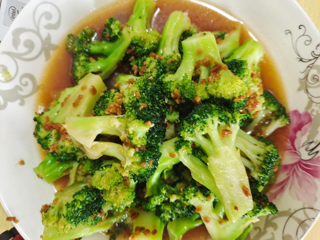 减脂最爱～蒜蓉西兰花
