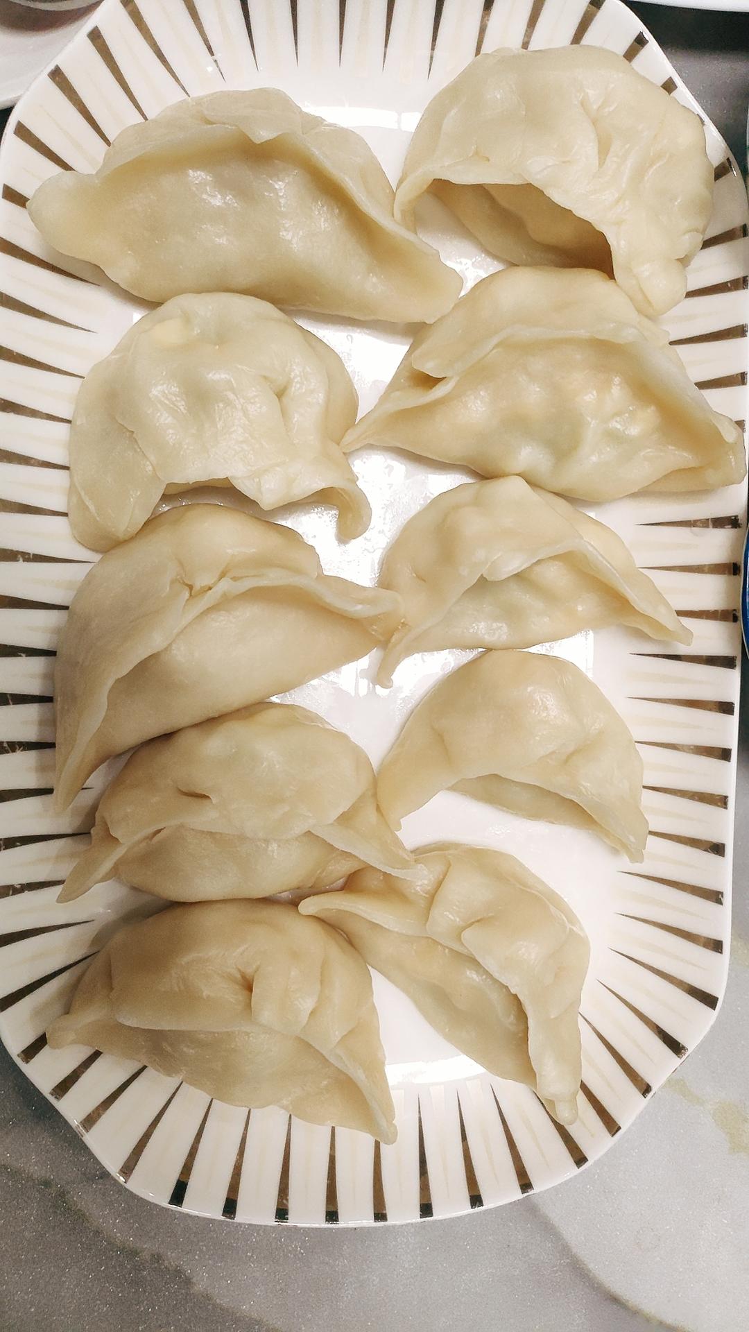 西葫芦鸡蛋蒸饺