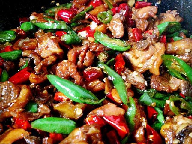 小炒双椒鸡的做法