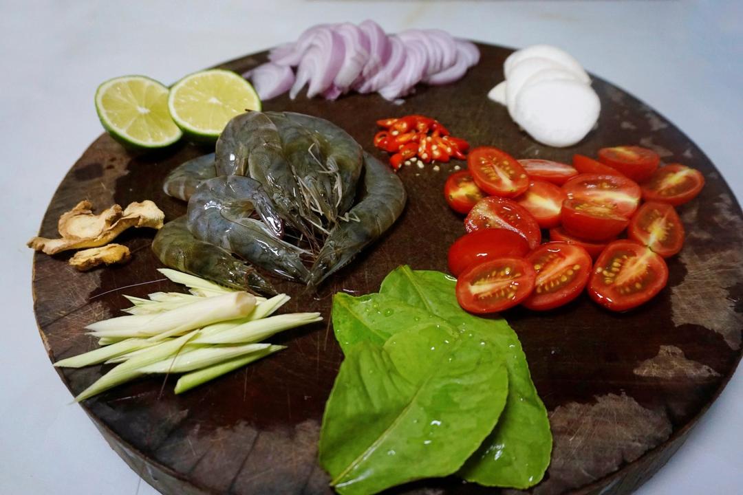 被夸爆的冬阴功汤【泰国学厨】超级好操作！