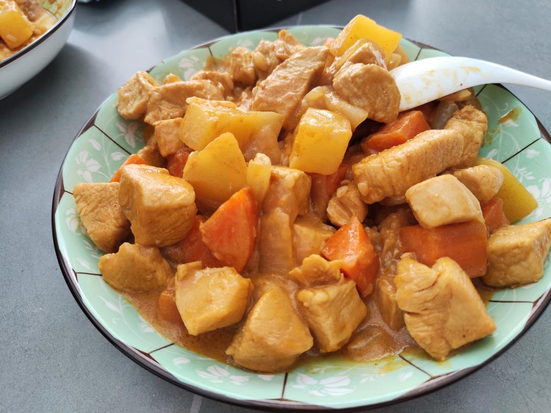咖喱鸡肉饭