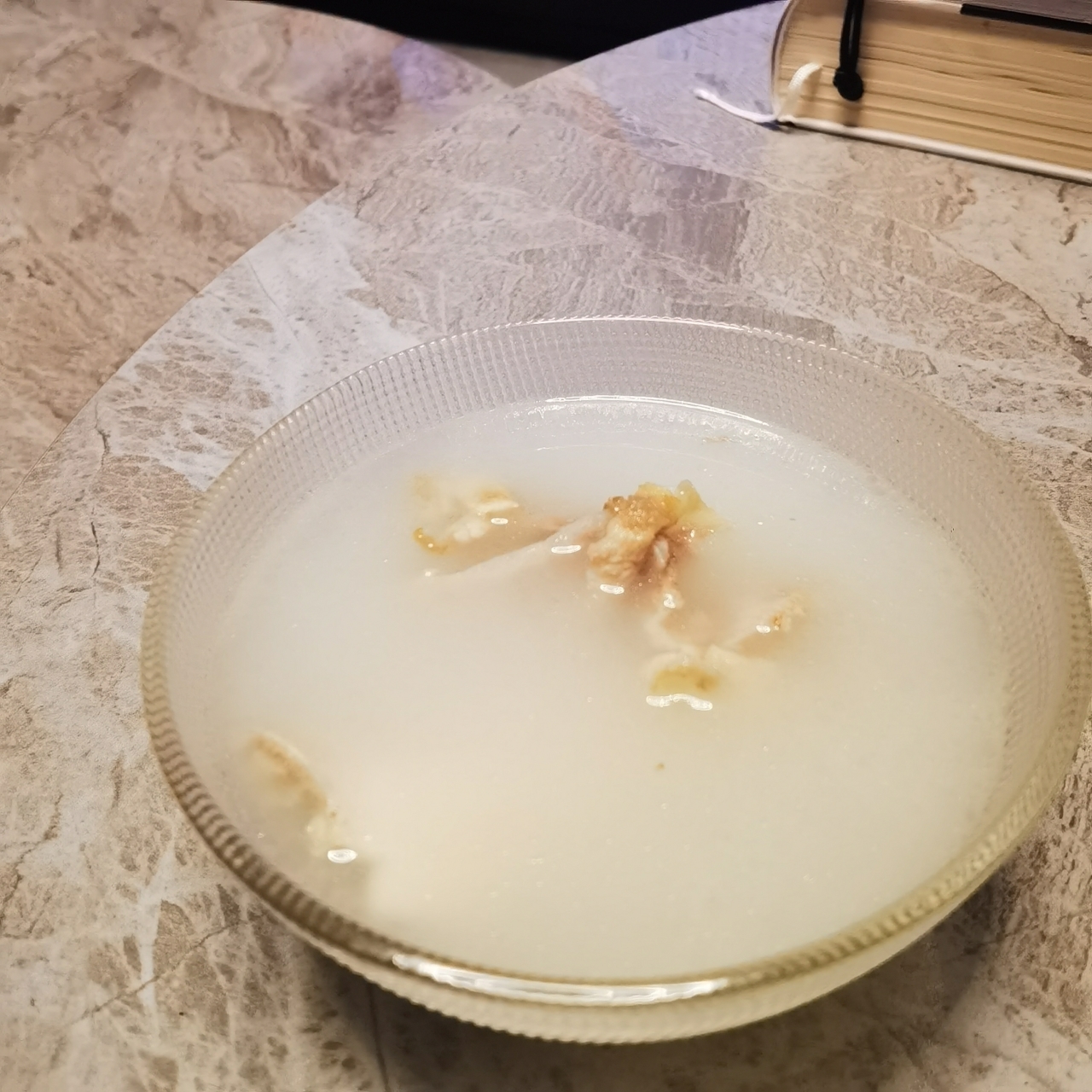 奶白骨头汤的做法