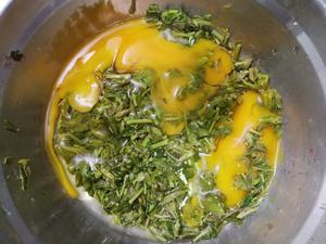 香椿芽炒鸡蛋，让春天跳进碗里来的做法 步骤4
