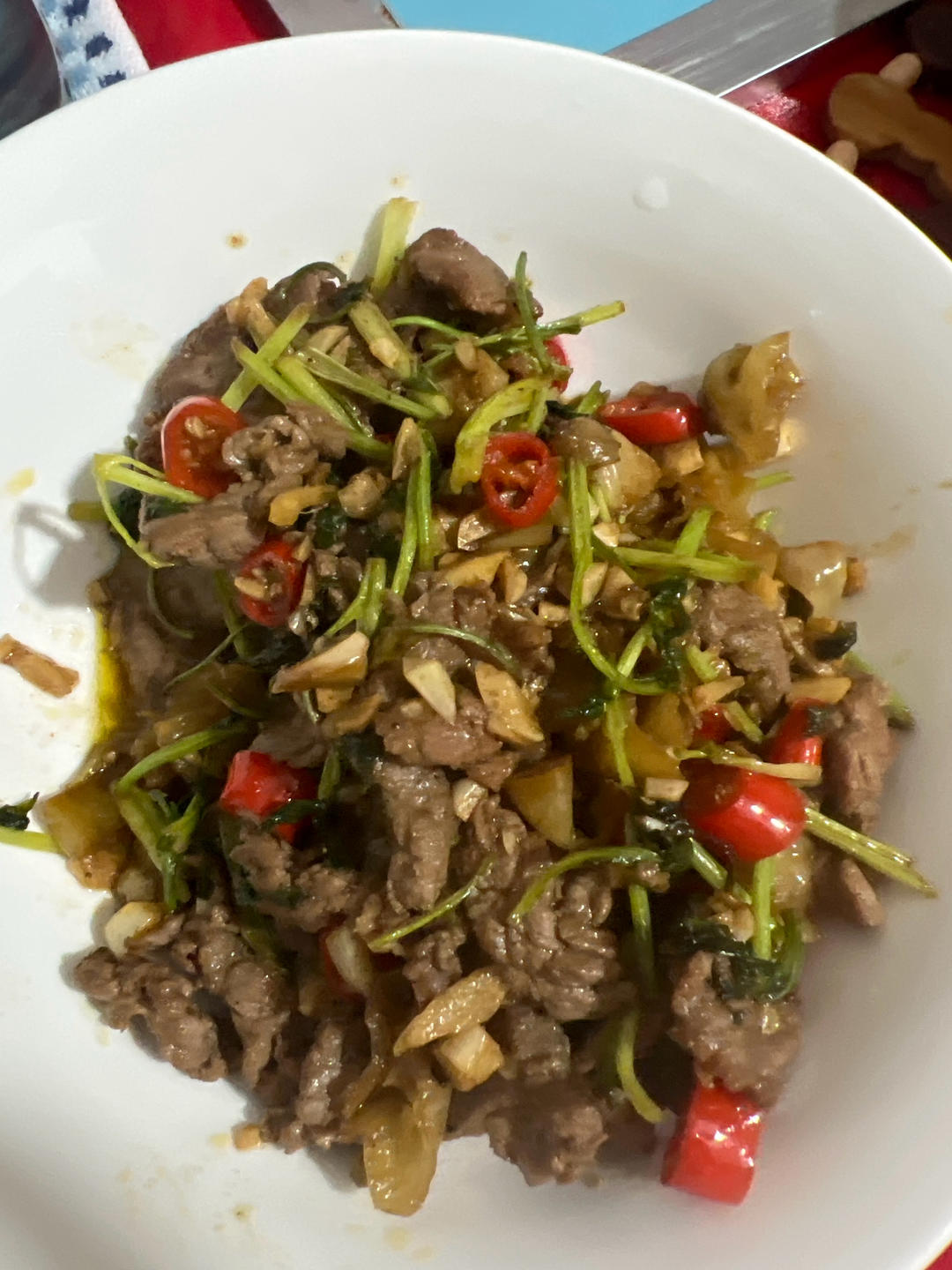 小炒黄牛肉，肉嫩味香！太好吃了简直是米饭杀手！