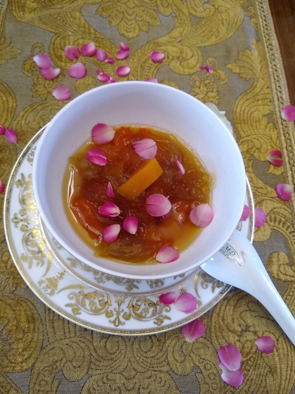 木瓜牛奶炖燕窝