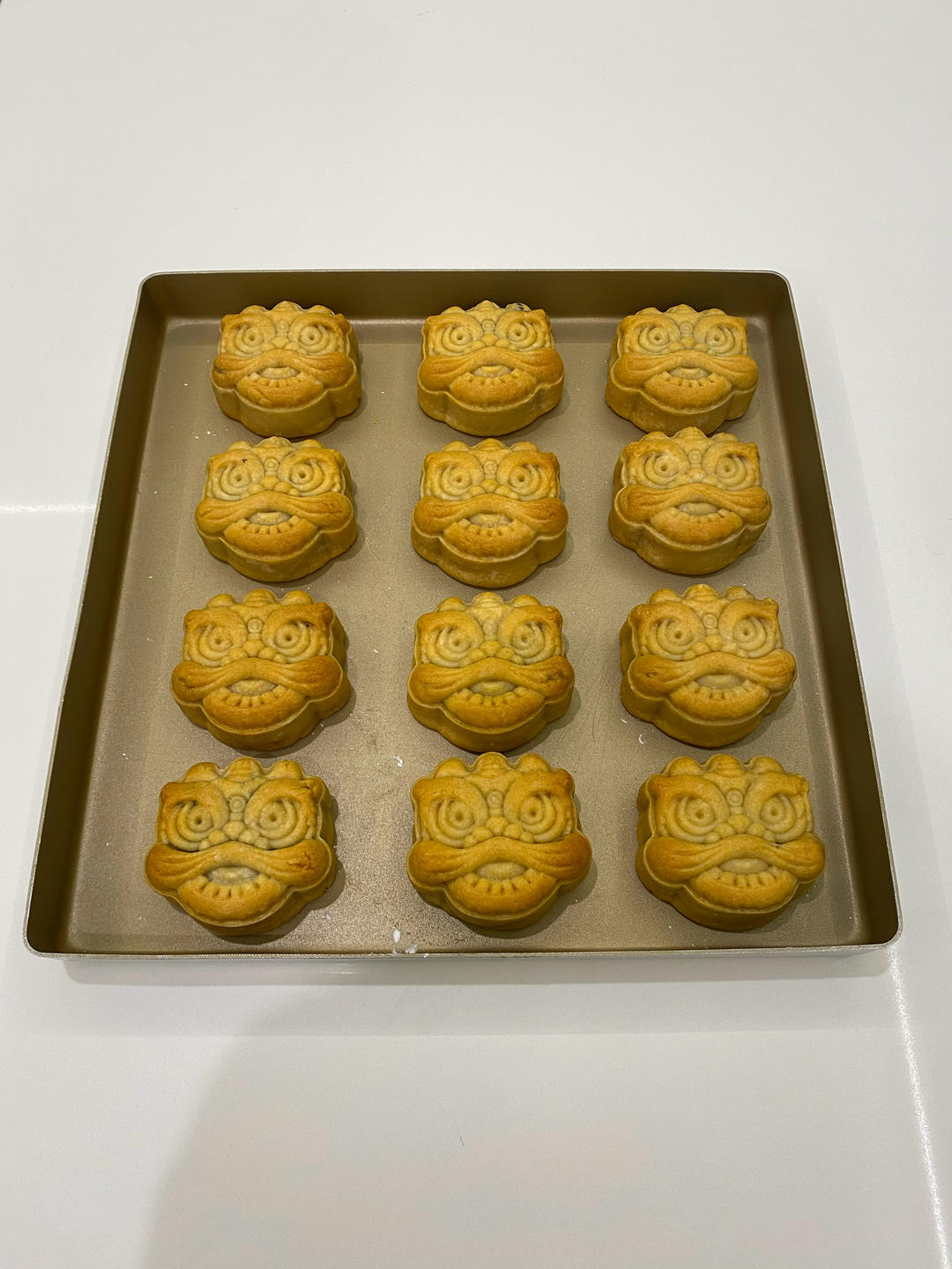 广式月饼—蛋黄莲蓉月饼