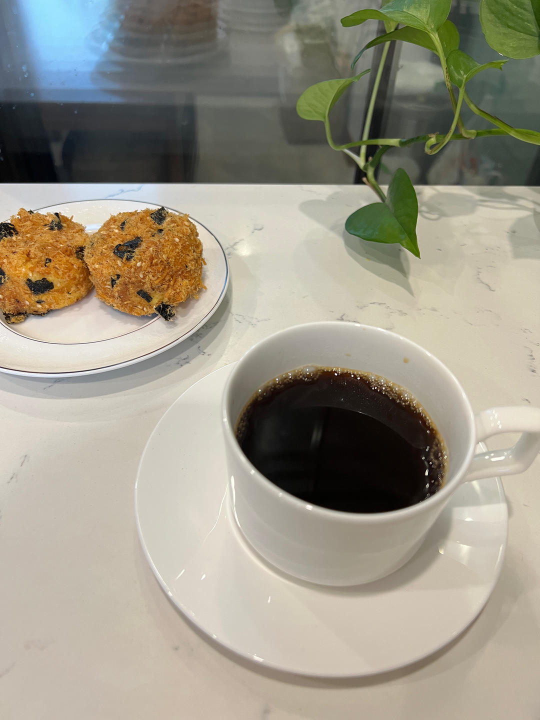 朋友都说比鲍师傅好吃的海苔肉松小贝