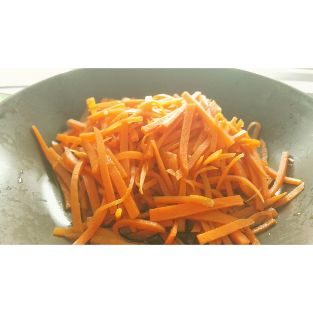 爽口凉拌胡萝卜丝